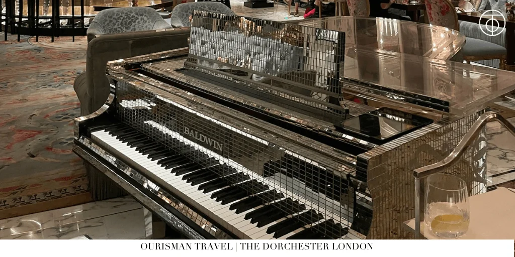 The Dorchester London bar with piano and mirrored finishes