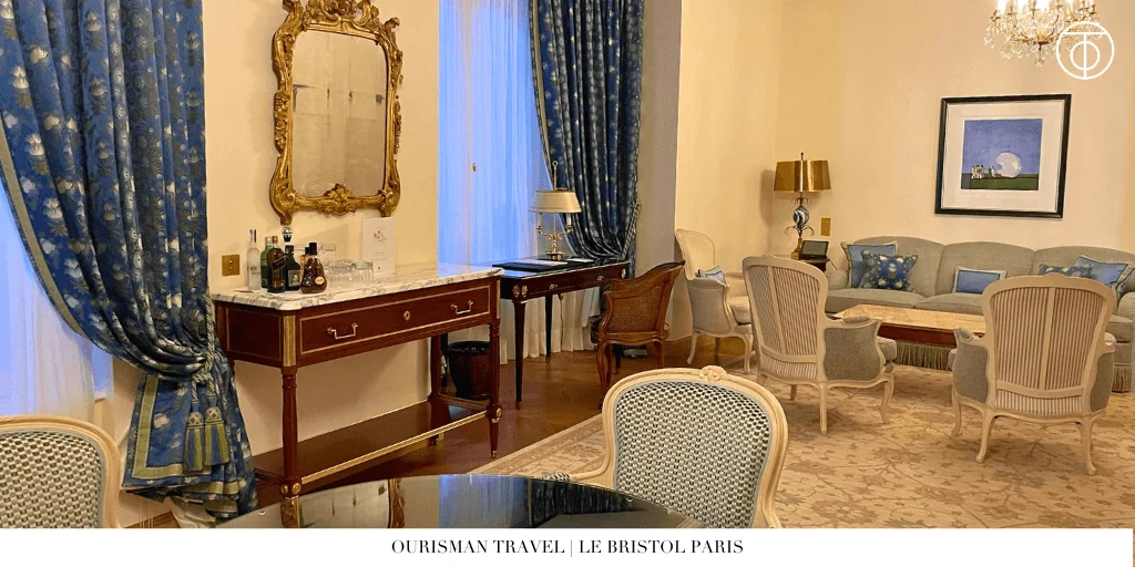 Le Bristol Paris room vanity