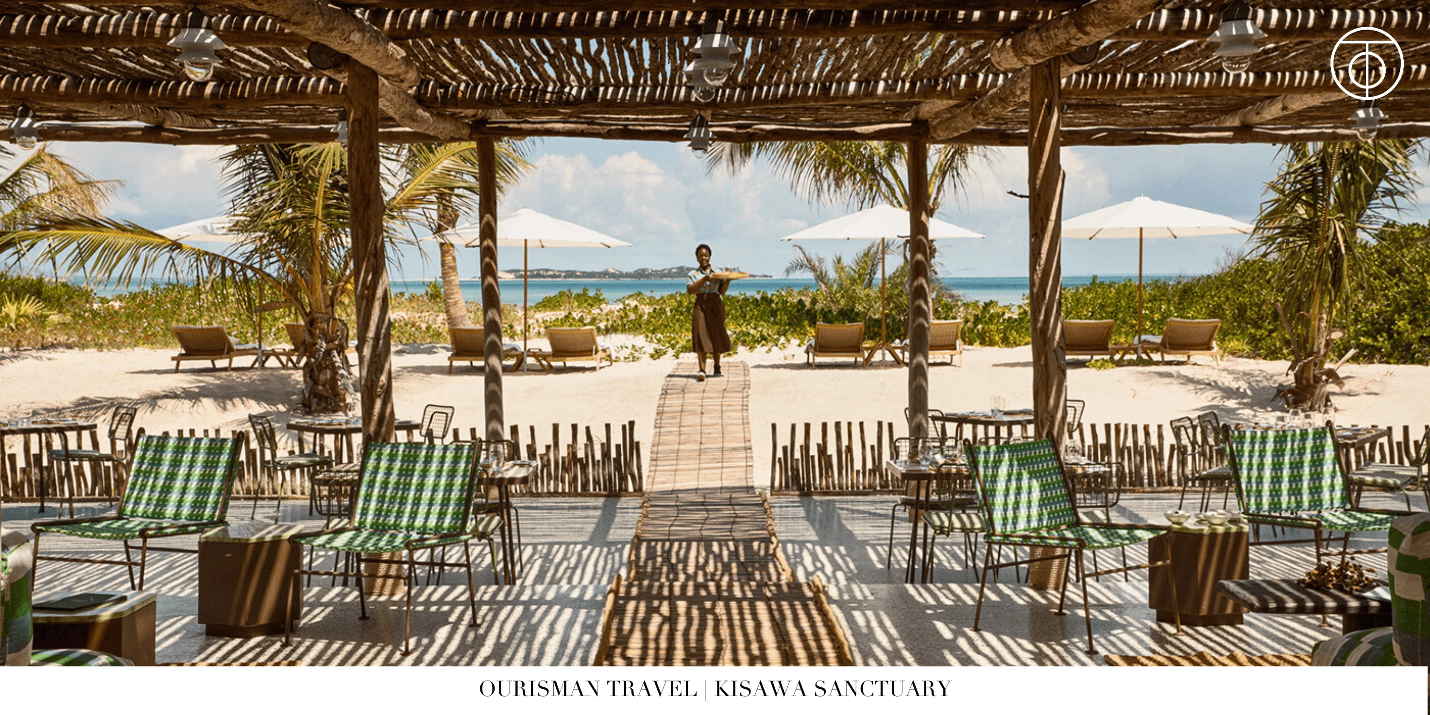 Open-air dining at Kisawa Sanctuary Mozambique