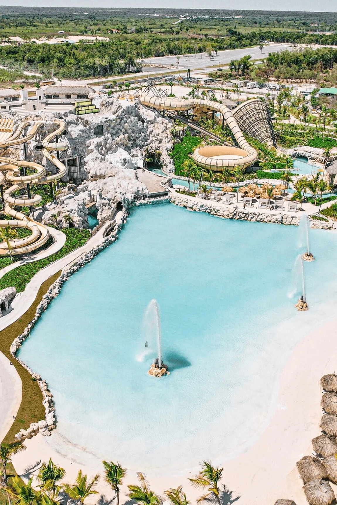 Top 8 Luxury Hotels with Waterparks