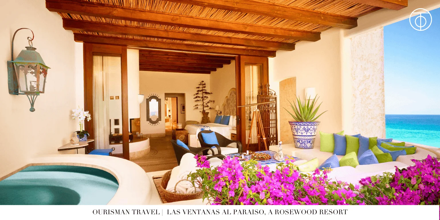 Living room with wood beam ceilings at Las Ventanas al Paraíso