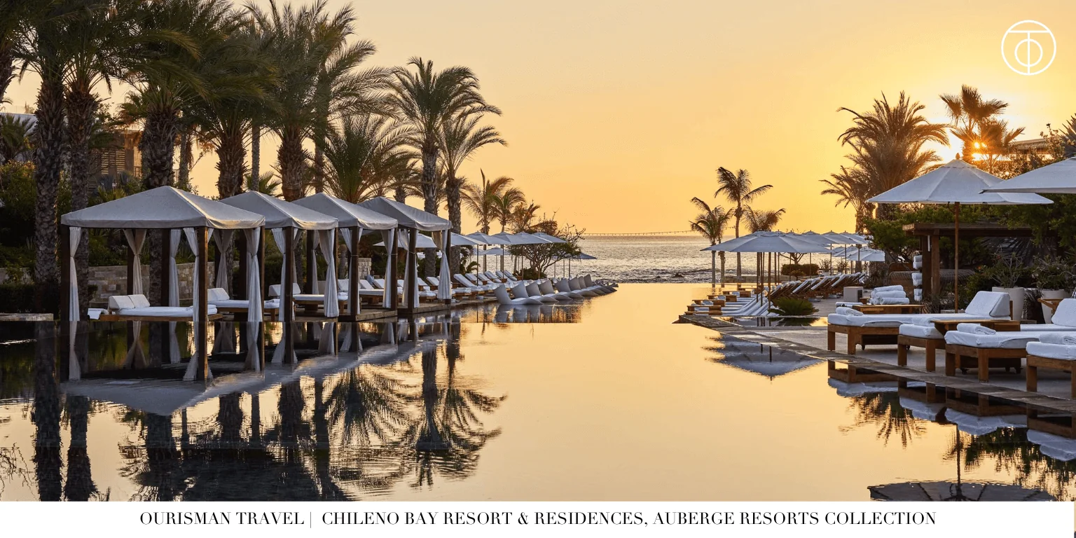 Infinity pool overlooking the ocean at Chileno Bay Resort