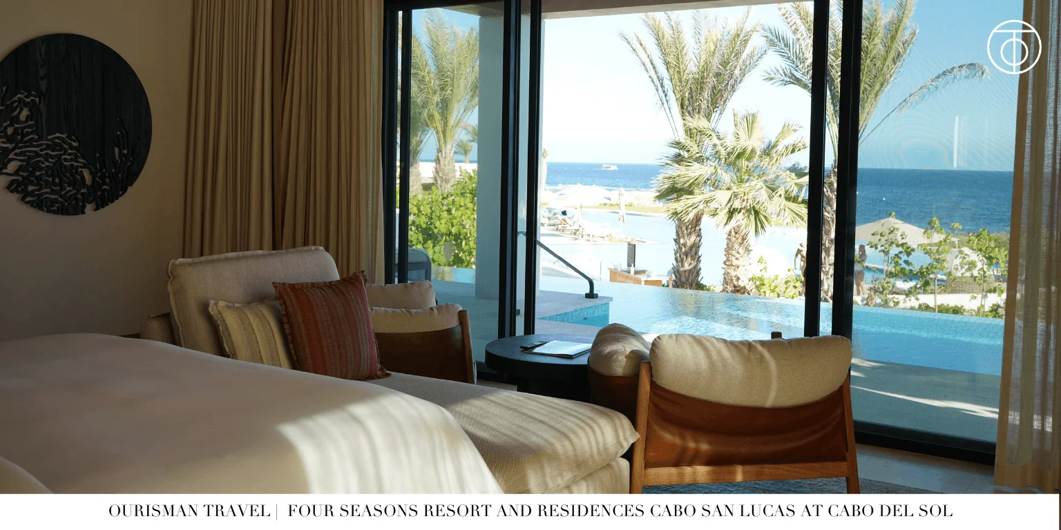 Guest room with terrace and ocean view at Four Seasons Cabo Del Sol
