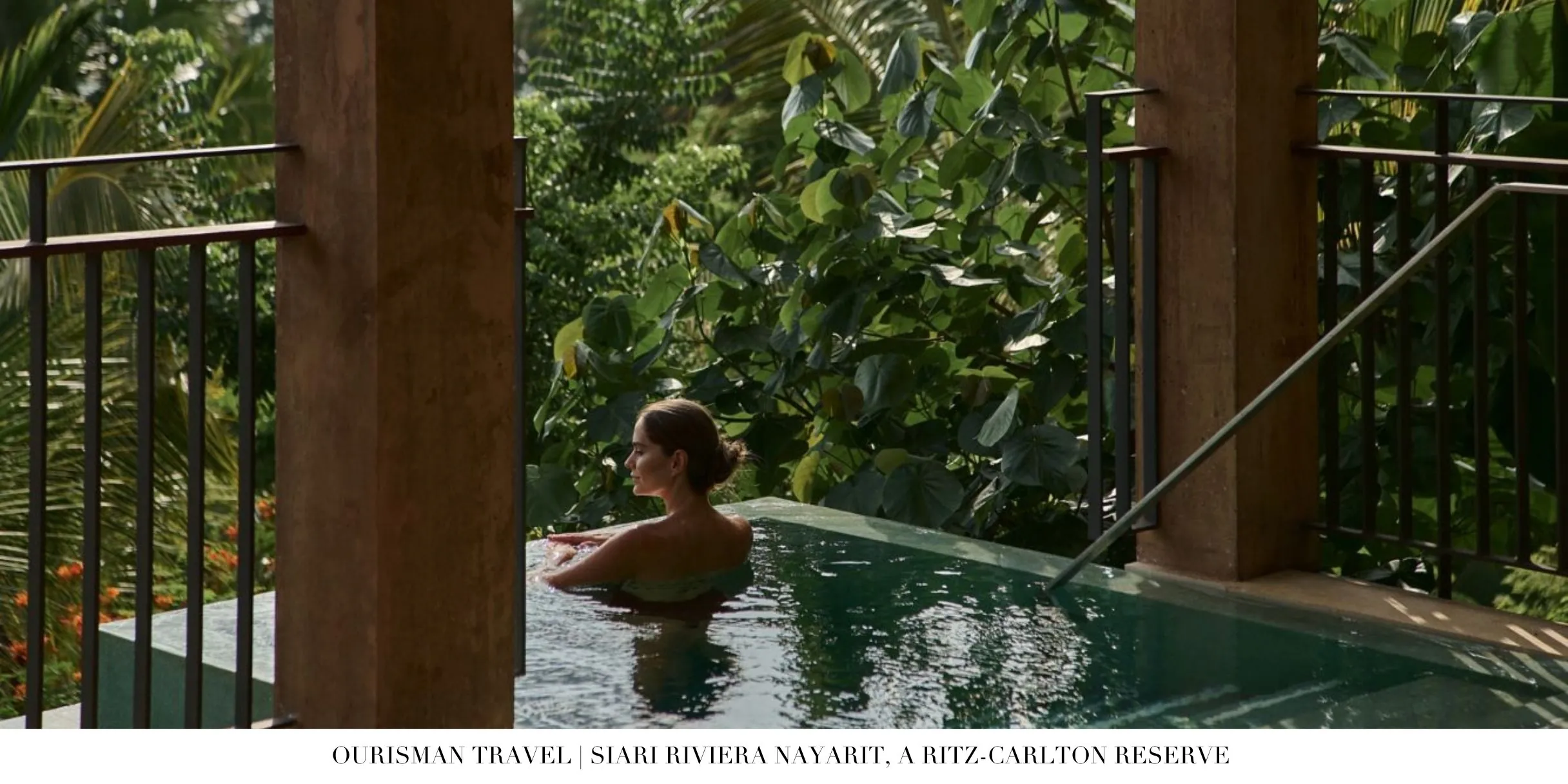 Private plunge pool villa overlooking the Pacific Ocean at Sīari