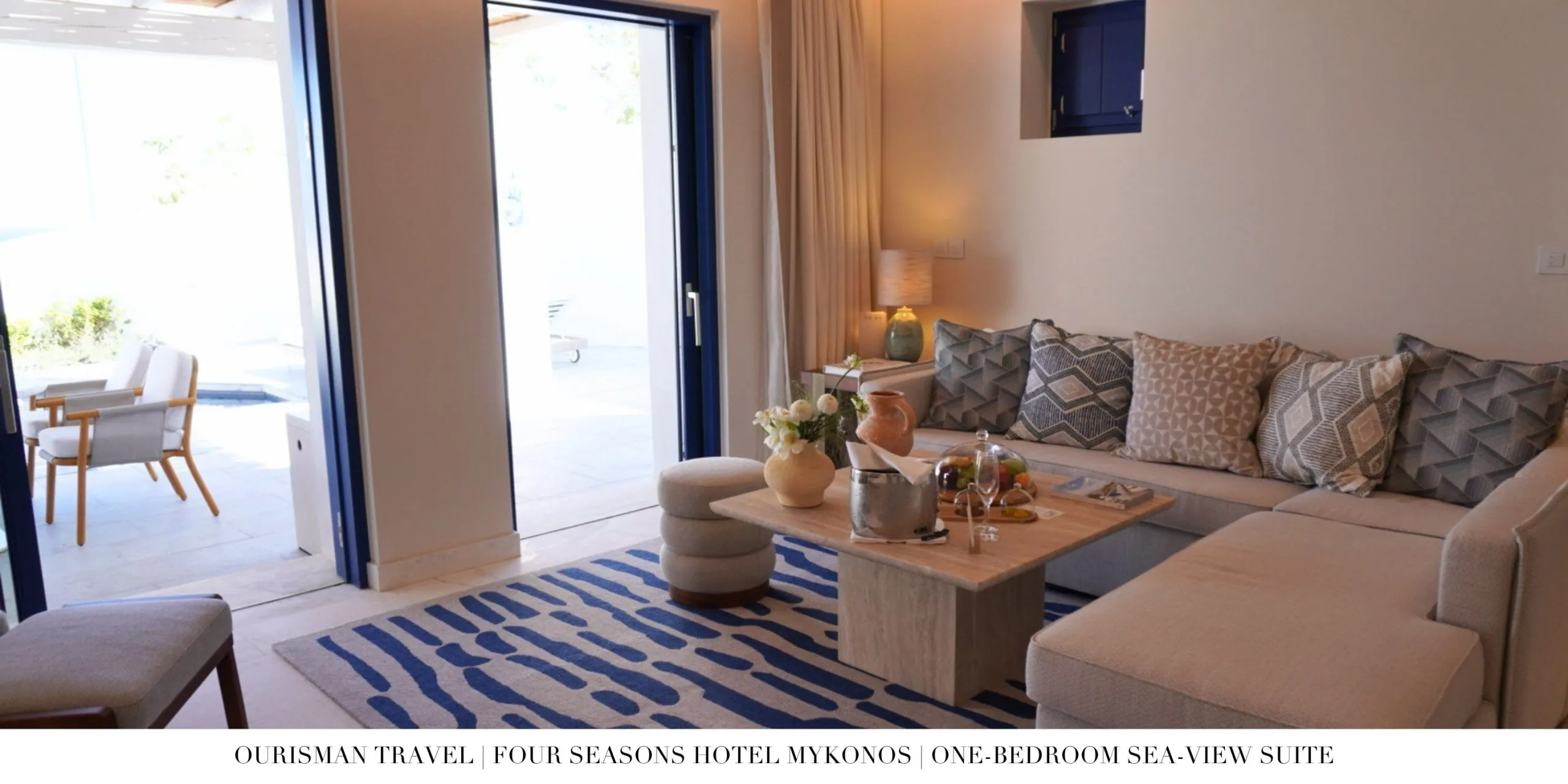 Living room in the One-Bedroom Sea-View Suite at Four Seasons Mykonos