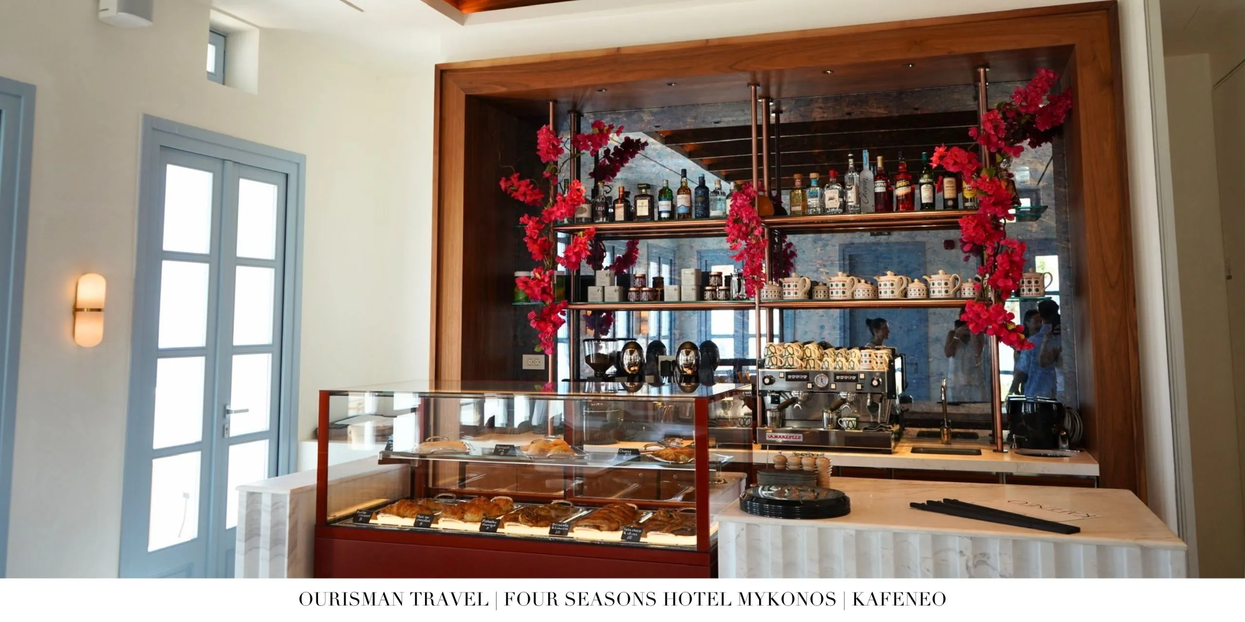 Coffee bar at Kafeneo café at Four Seasons Mykonos